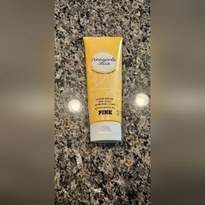 PINK PINEAPPLE SLICE 24 HOUR MOISTURE BODY LOTION 8 OZ